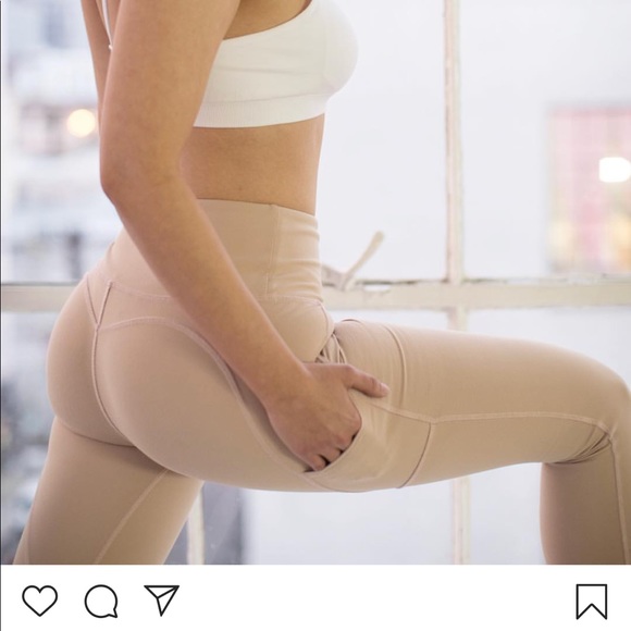 Fitness Leggings - Picture 3 of 3